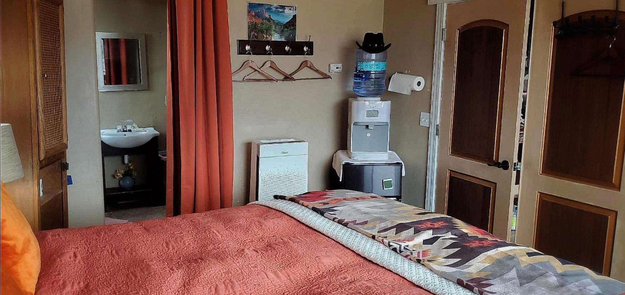 The Zion House - Affordable Bedrooms Харрикейн Номер фото